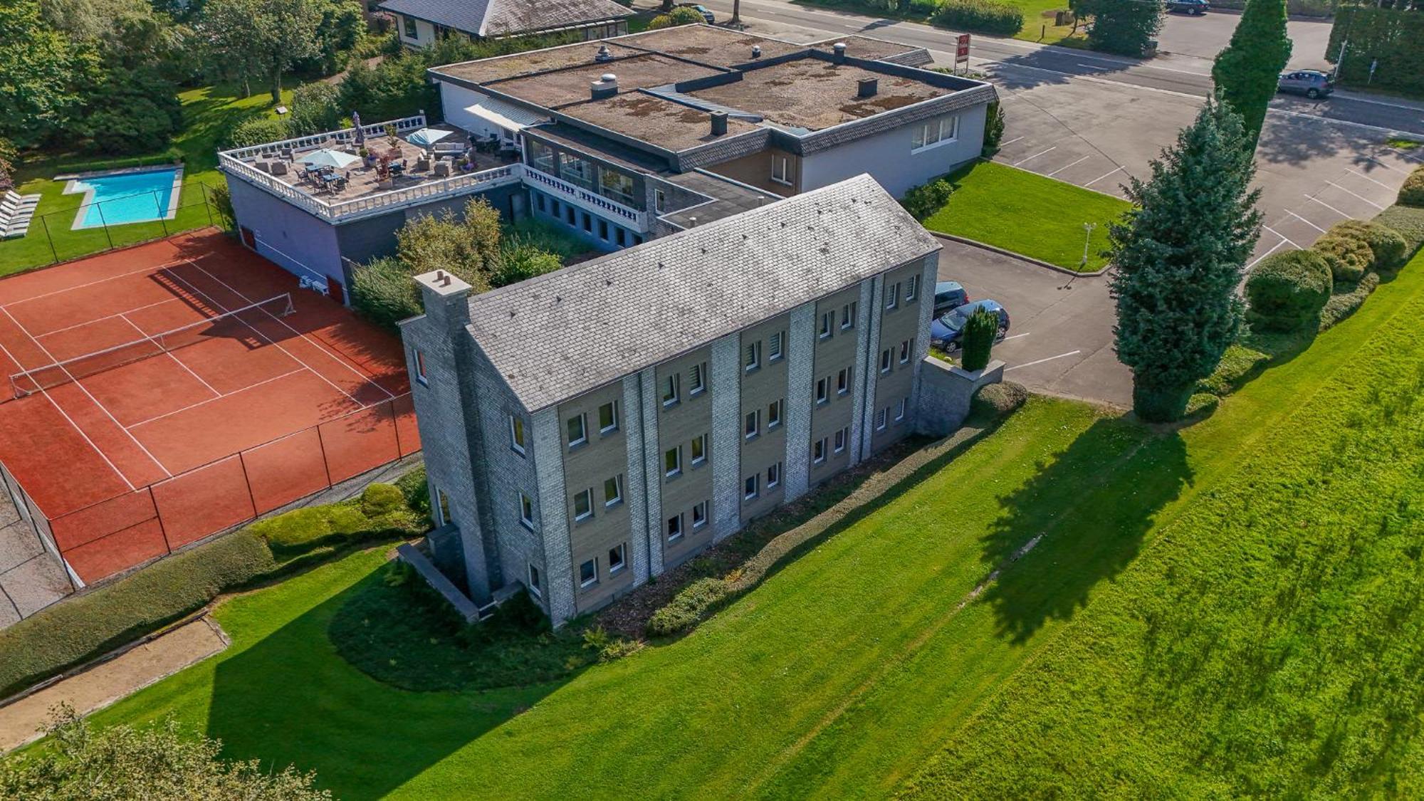 Hotel Hotleu Waimes Exterior photo